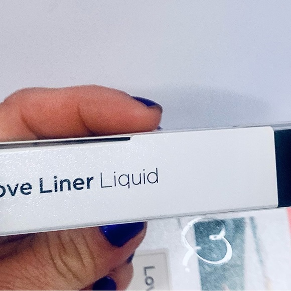 Love Liner black liquid eyeliner❤️Japan premium product & AMAZING - Picture 7 of 8